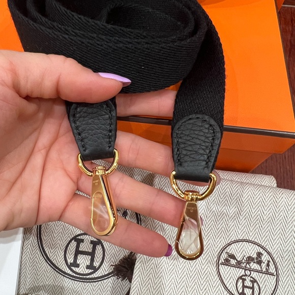 BNIB Hermès Black Mini Evelyne II TPM 16 Taurillon Clemence Gold Hardware 2023 - Picture 6 of 17